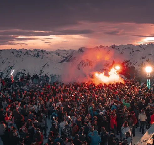 Top of//the mountains.
